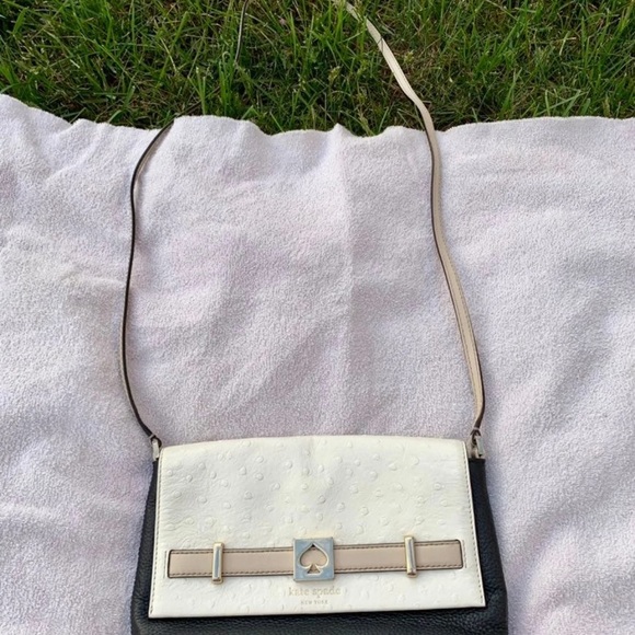 Kate Spade Crossbody Bag - Picture 2 of 6
